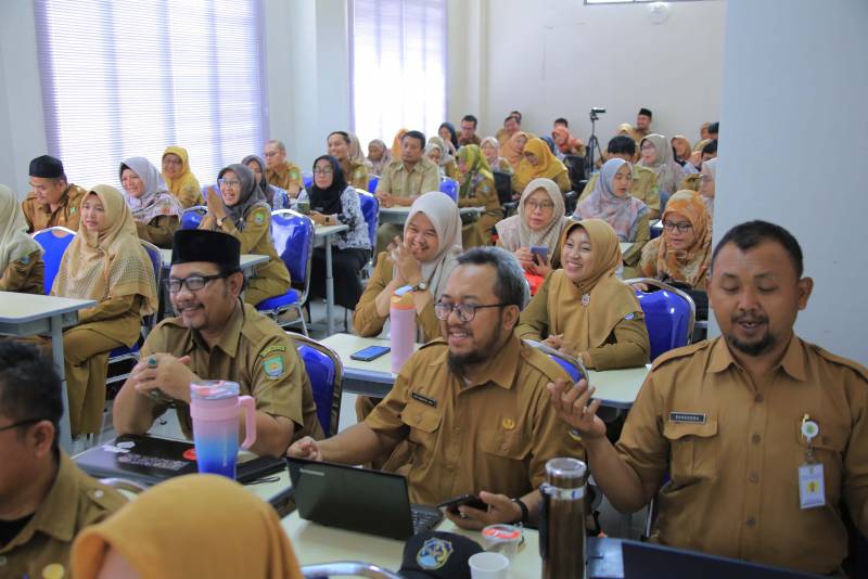 Maryono: Para Pendidik Harus Lebih Melek Teknologi dari Peserta Didik