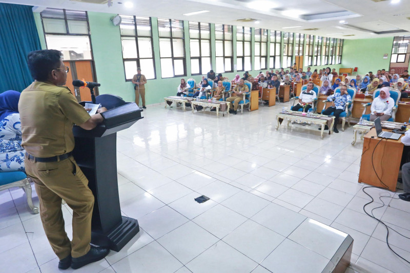 Buka Pelatihan Kepsek, Sachrudin : Pemimpin-pemimpin Pendidikan Harus Profesional