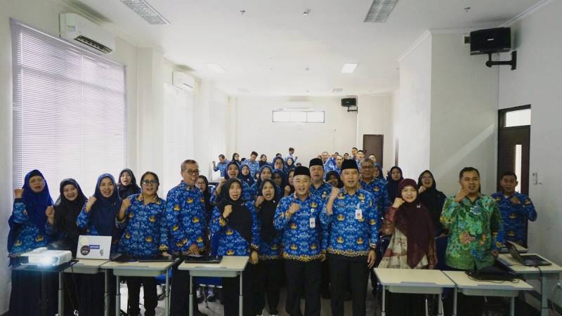 Cetak Tenaga Pendidik Berkualitas, Pemkot Tangerang Gelar Pelatihan Penggunaan Artificial Intelligence