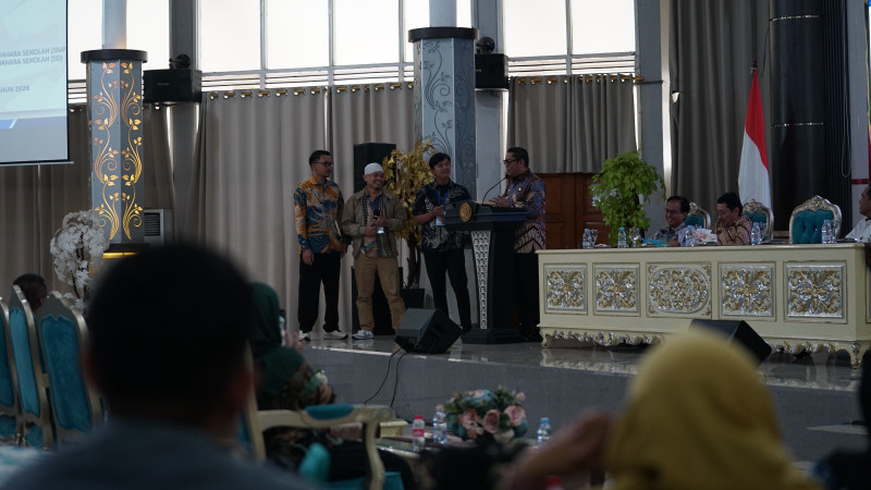 Pelatihan Bersertifikasi, Maryono: Bekali Guru dan Tenaga Administrasi Hadapi Tantangan Pendidikan