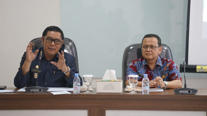 Tutup Pelatihan Komunikasi Publik, Maryono : Komunikasi yang Baik Bukan Sekadar Kata-kata, Tetapi Tentang Membangun Kepercayaan