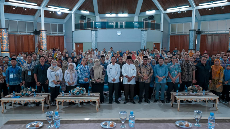 Tutup Pelatihan Guru, Maryono: Terus Adaptif dan Inovatif demi Pendidikan Berkualitas