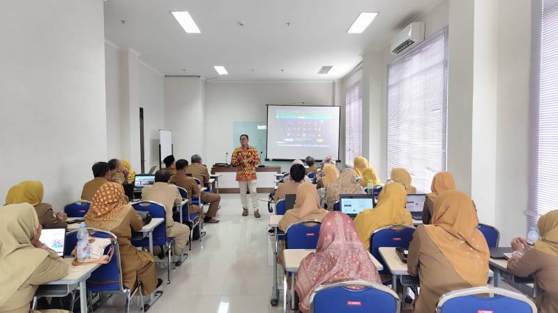 Cetak Tenaga Pendidik Berkualitas, Pemkot Tangerang Gelar Pelatihan Penggunaan Artificial Intelligence