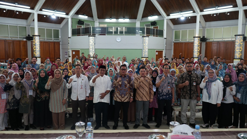 Pelatihan Bersertifikasi, Maryono: Bekali Guru dan Tenaga Administrasi Hadapi Tantangan Pendidikan